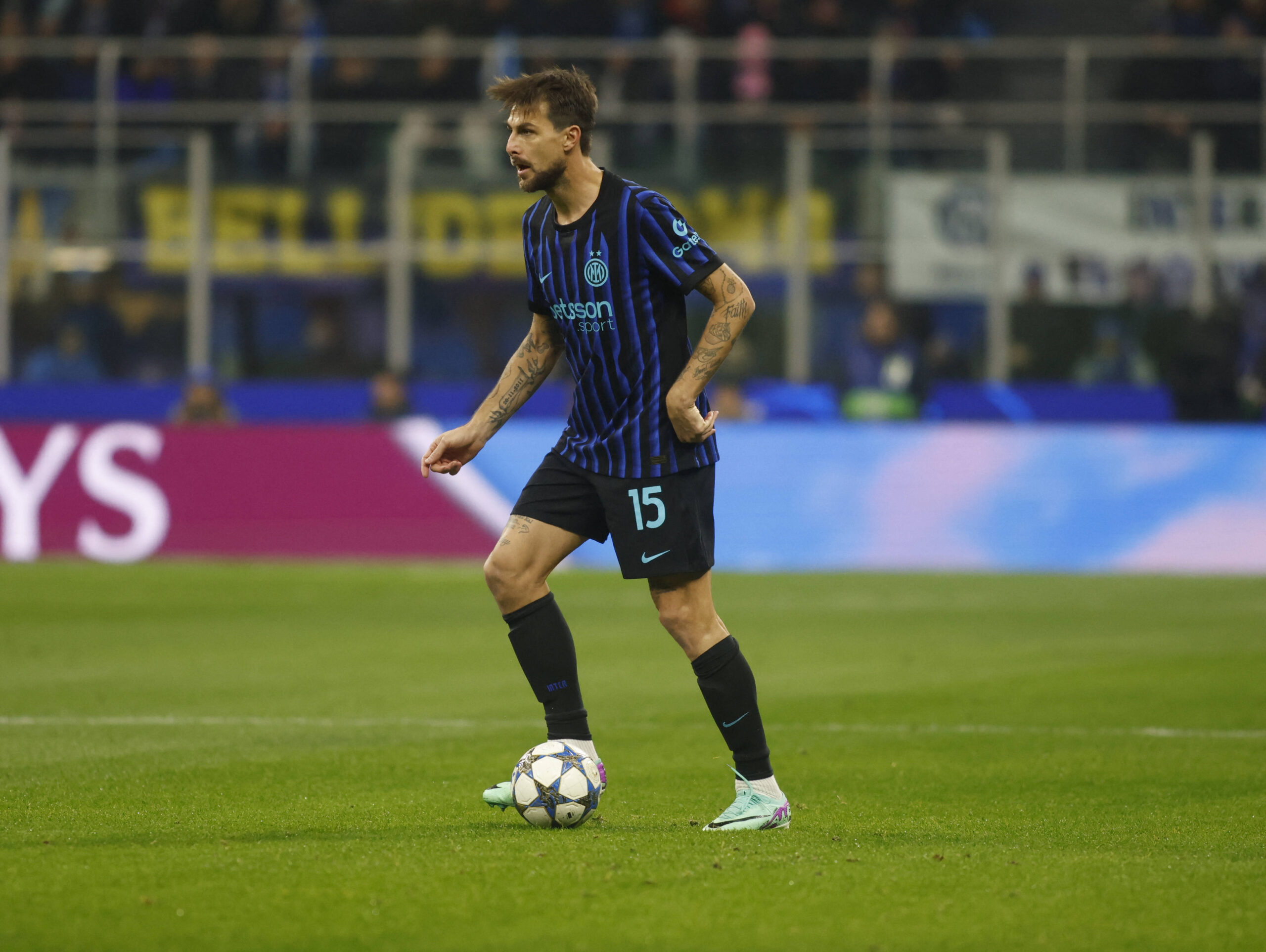 Acerbi, 12 presenze in stagione