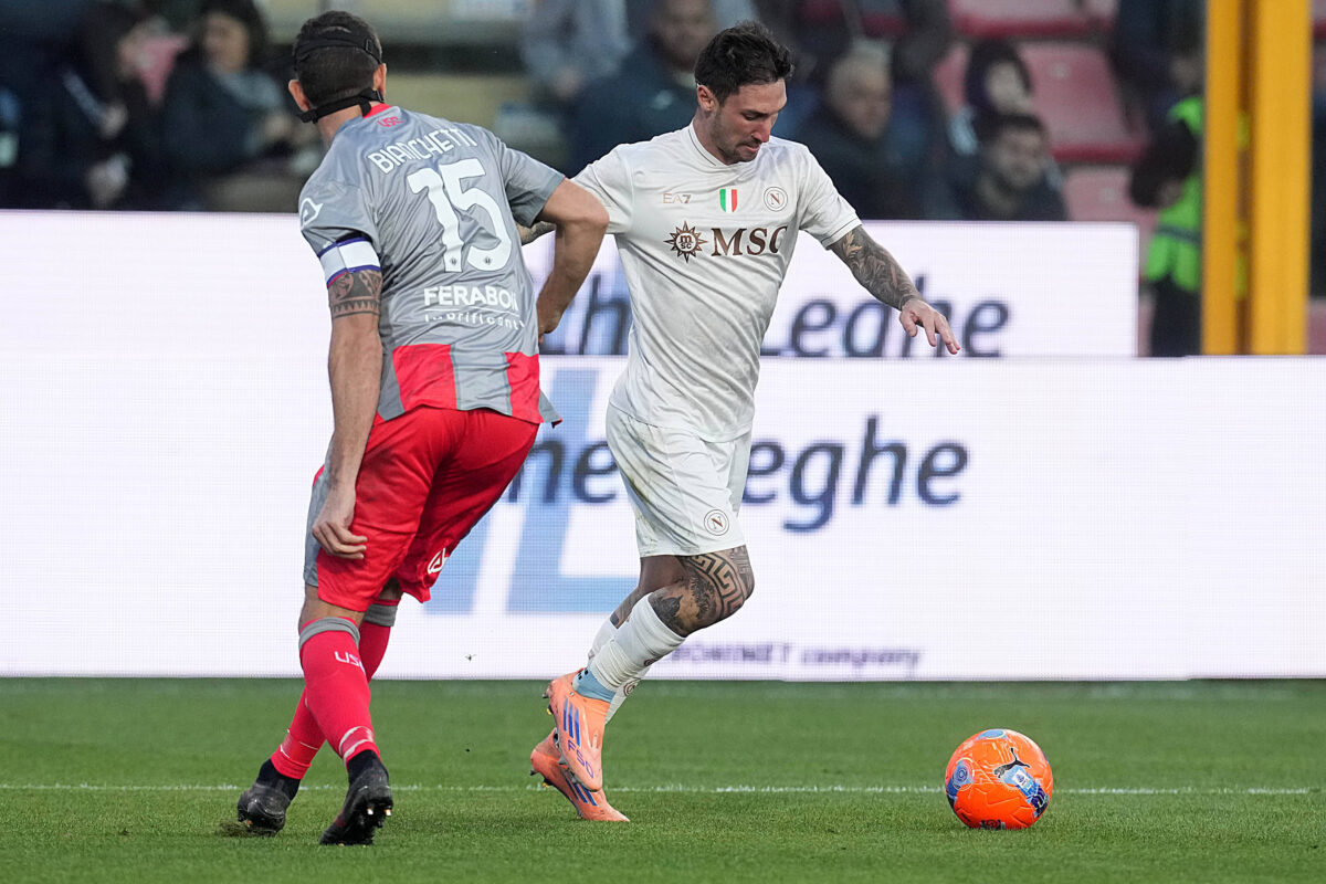 Politano durante Cremonese-Napoli