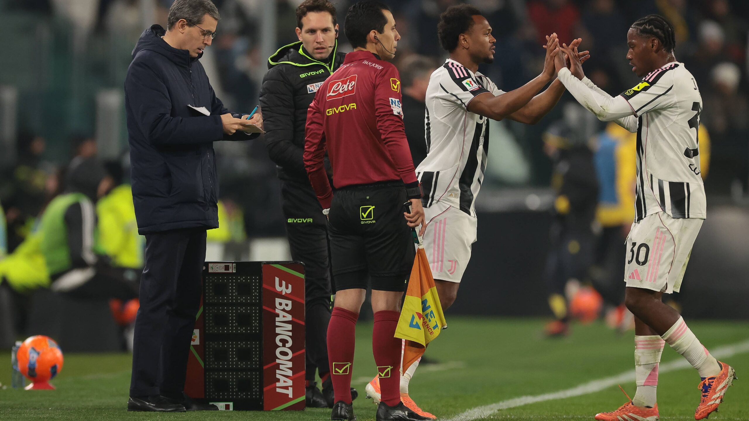 david e openda con la juve