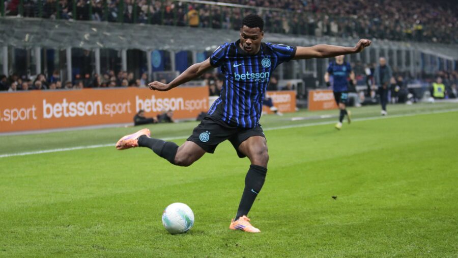Denzel dumfries interjpg