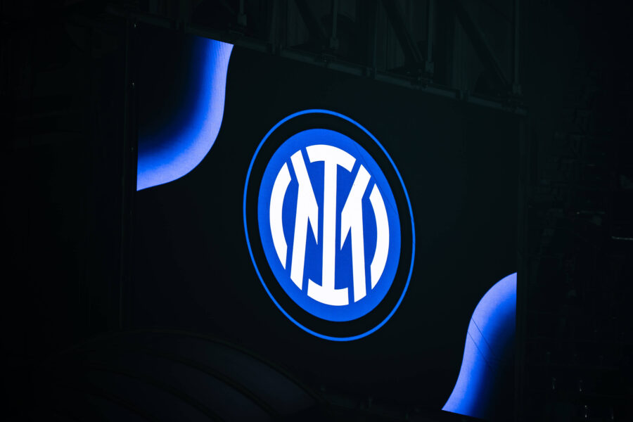 Logo delll'Inter sui tabelloni di San Siro