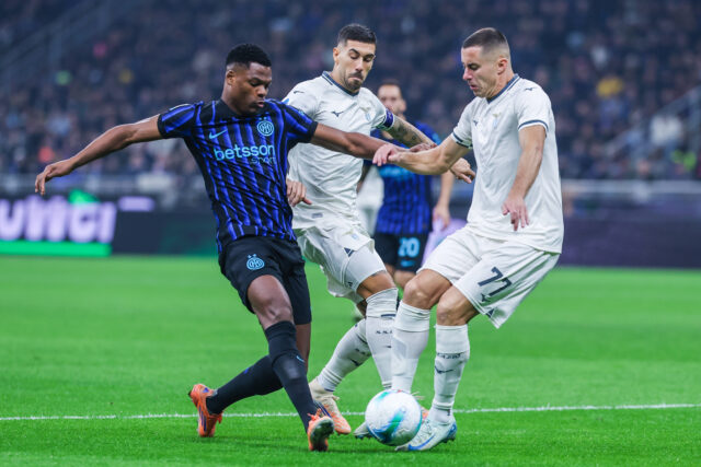 Dumfries contro la Lazio