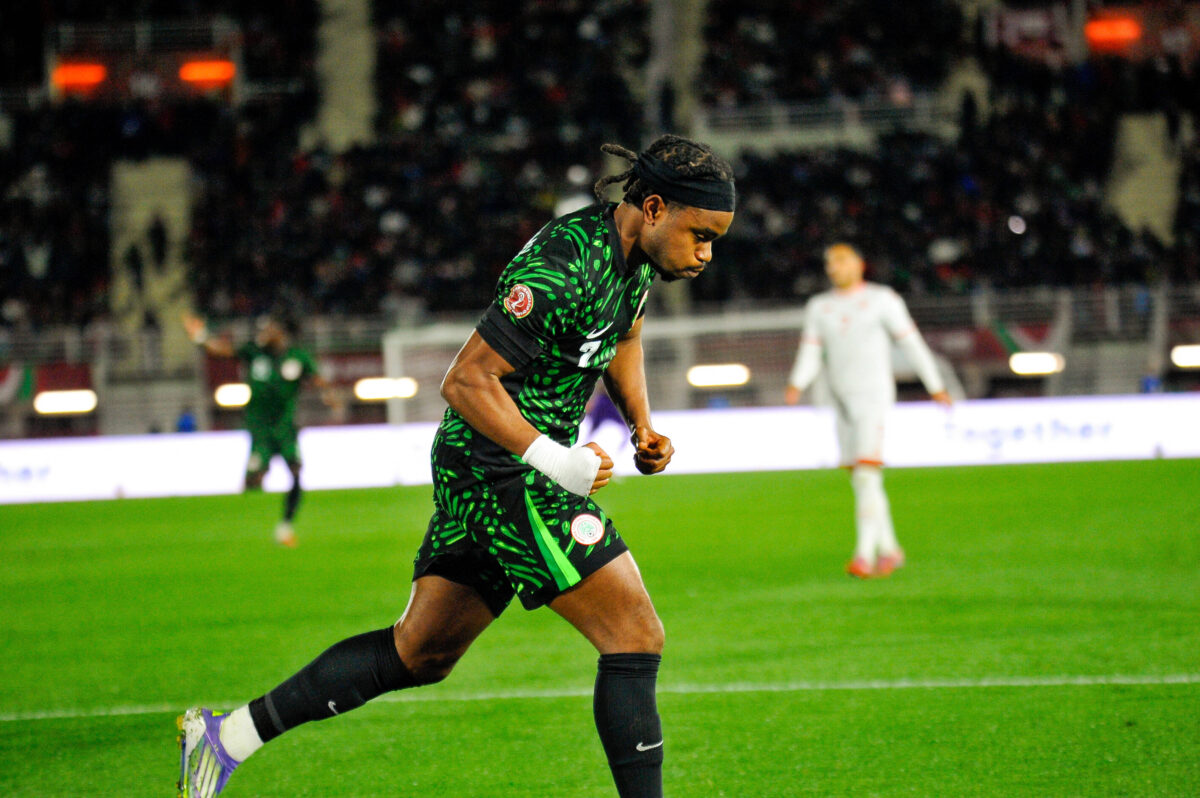 Lookman con la maglia della Nigeria