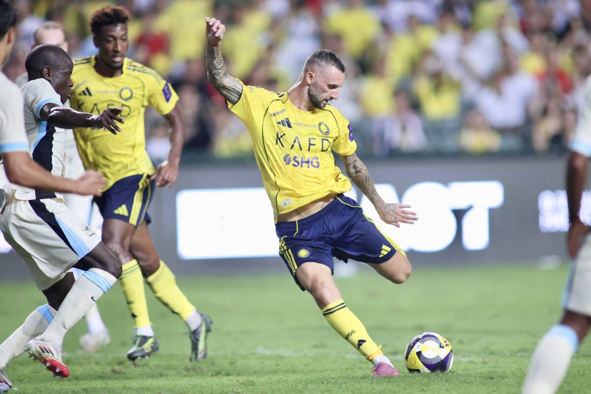 Brozovic in azione con l'Al-Nassr