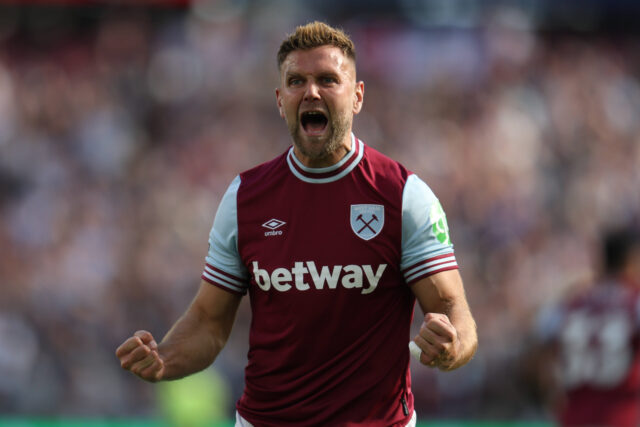 Niclas Fullkrug esulta con la maglia del West Ham