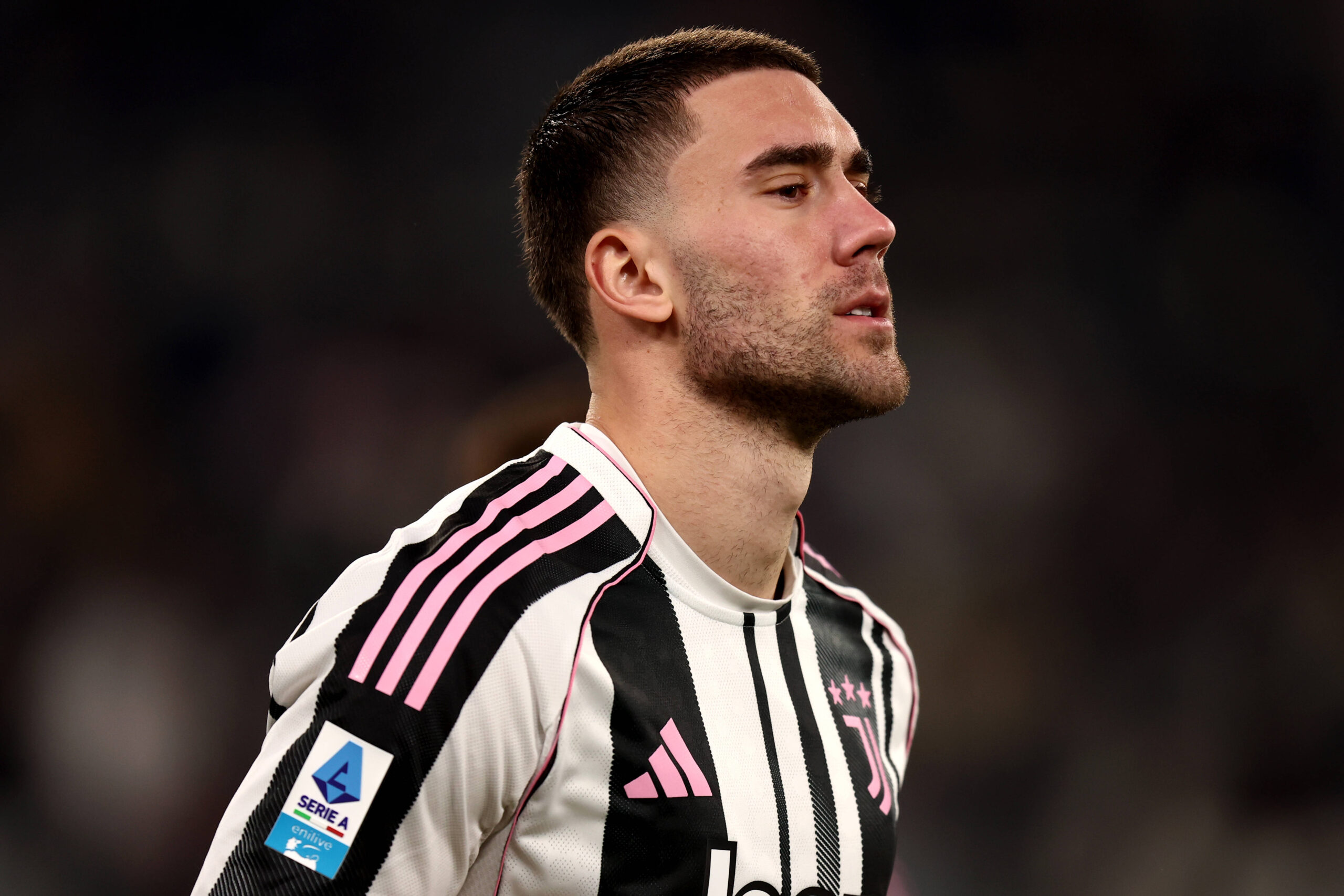 Dusan Vlahovic con la maglia della Juventus