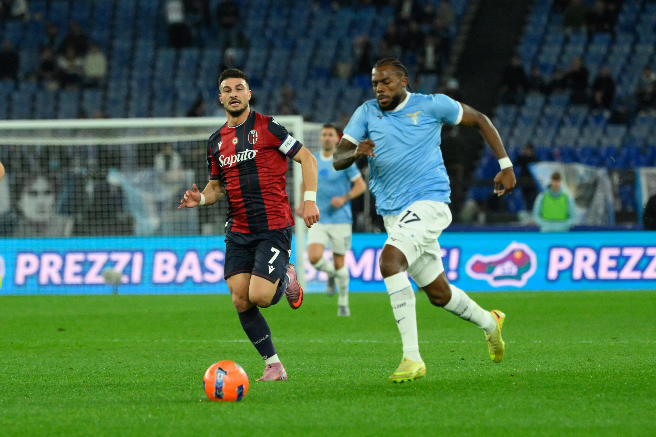 Nuno Tavares palla al piede