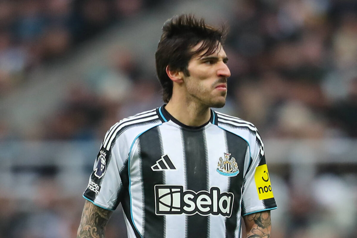 Tonali con la maglia del Newcastle