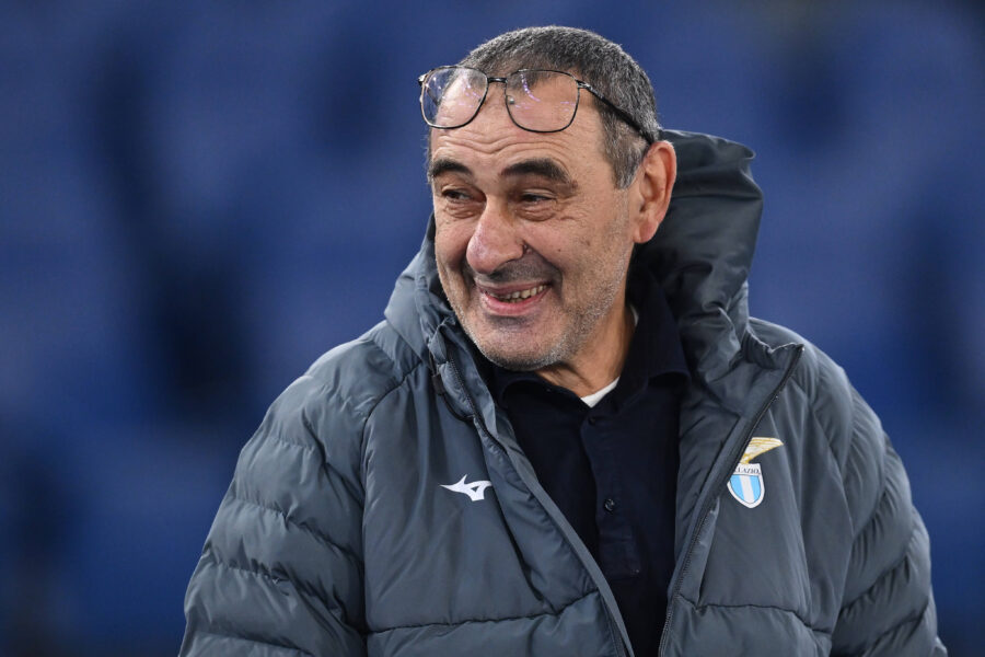 Maurizio Sarri sorride