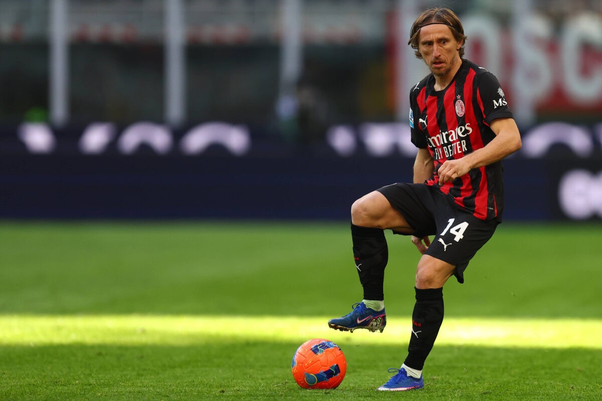 Modric passa il pallone
