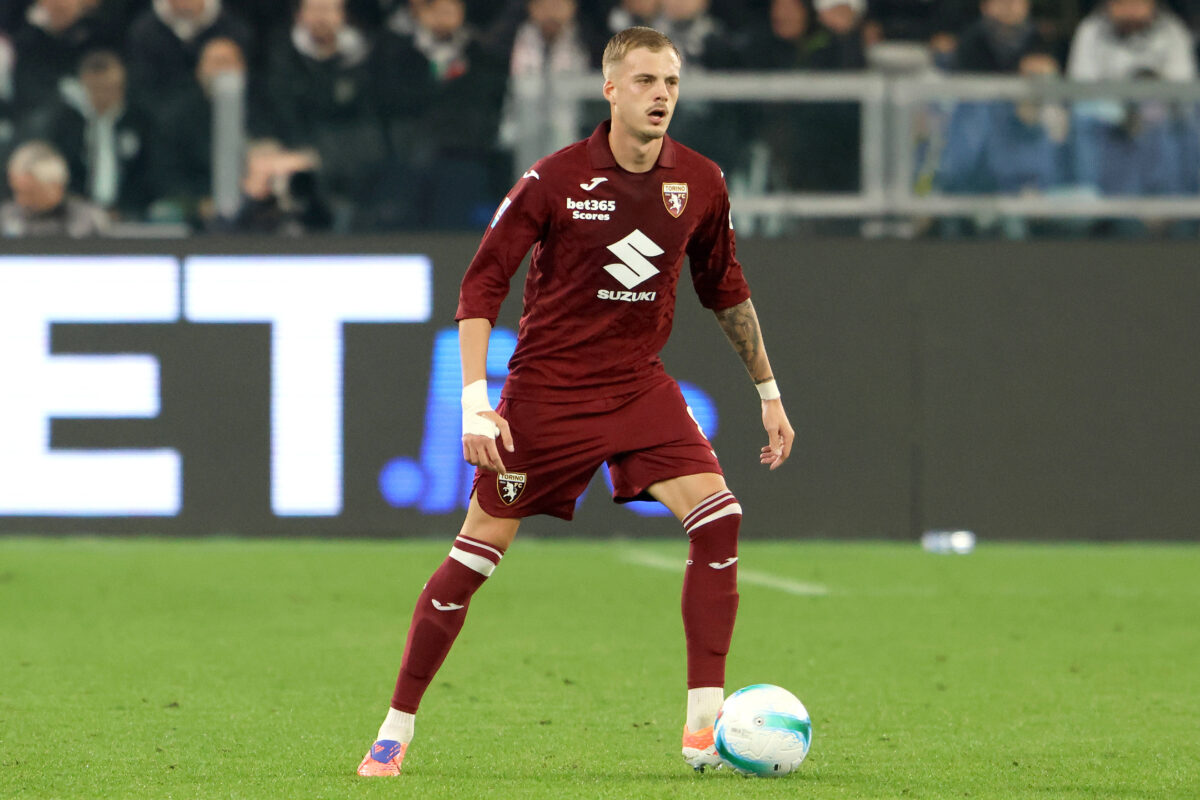 Ilic in azione durante Torino-Juventus