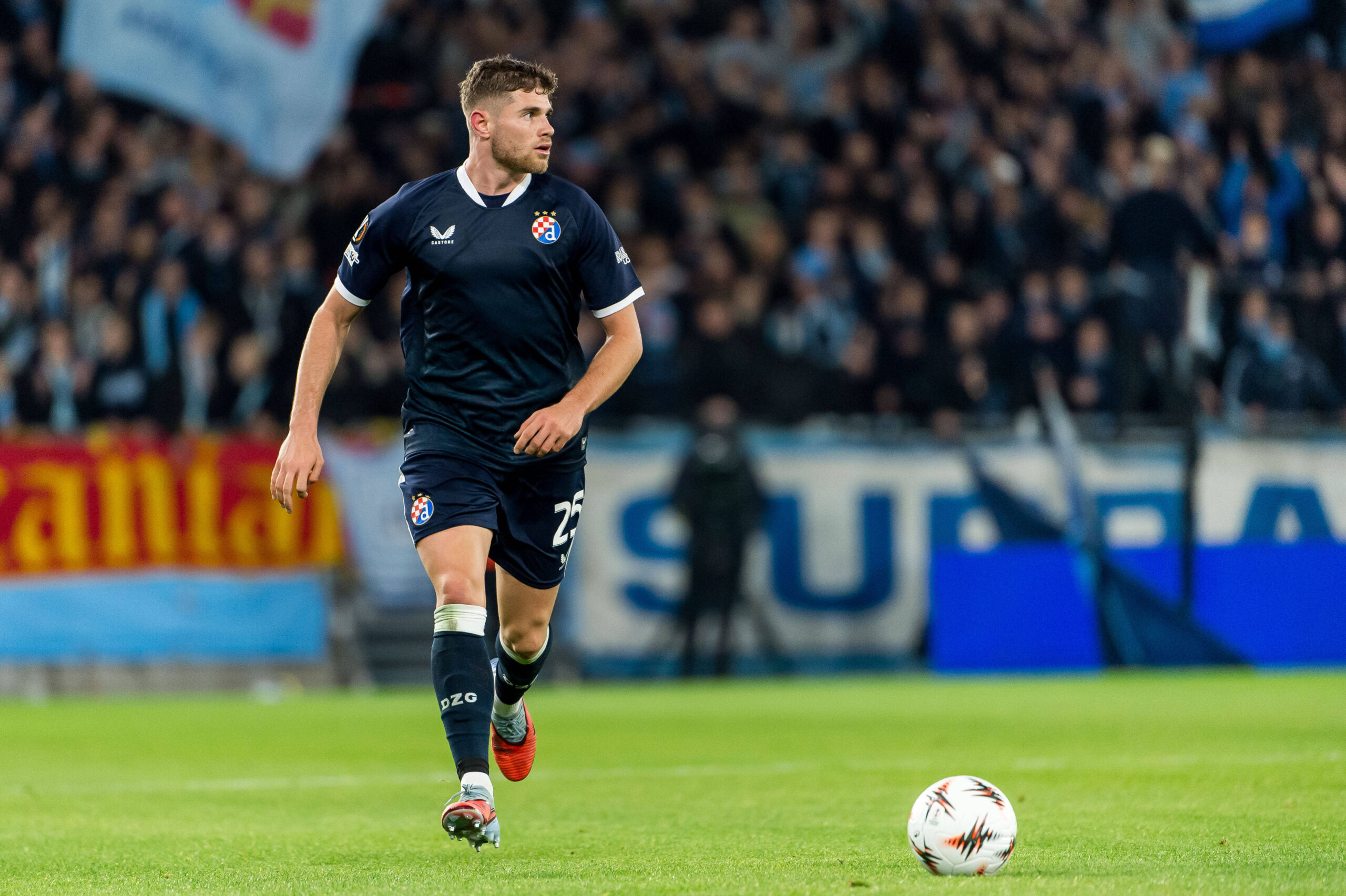 Valincic durante un partita di Europa League