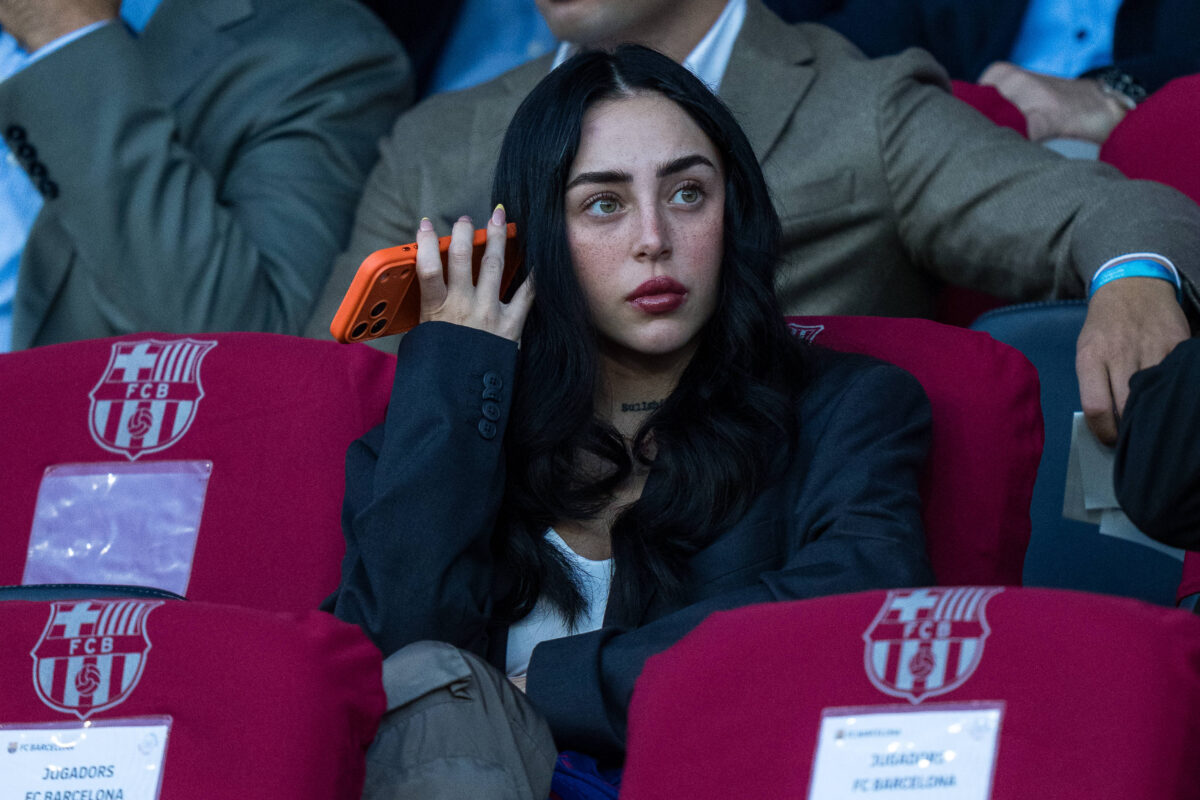 Nicki Nicole in tribuna per l'ex Yamal