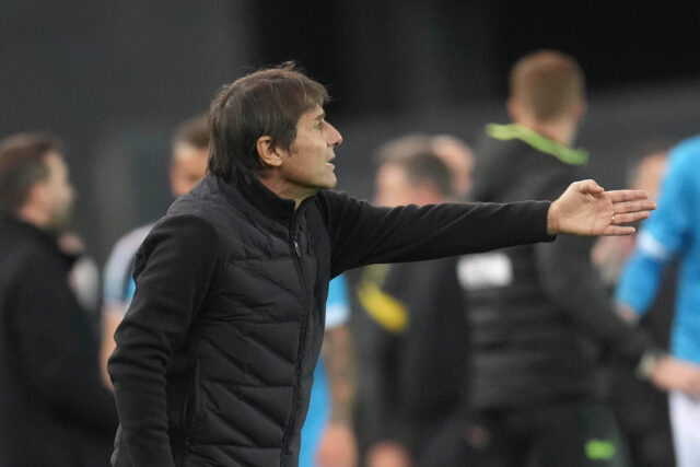 Conte, seconda stagione al Napoli