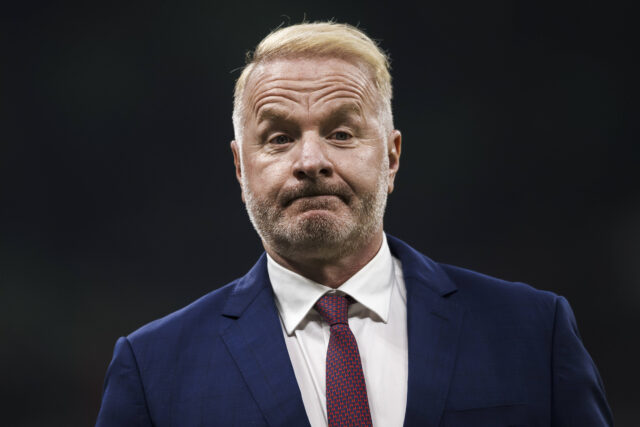 Igli Tare con un'espressione curiosa