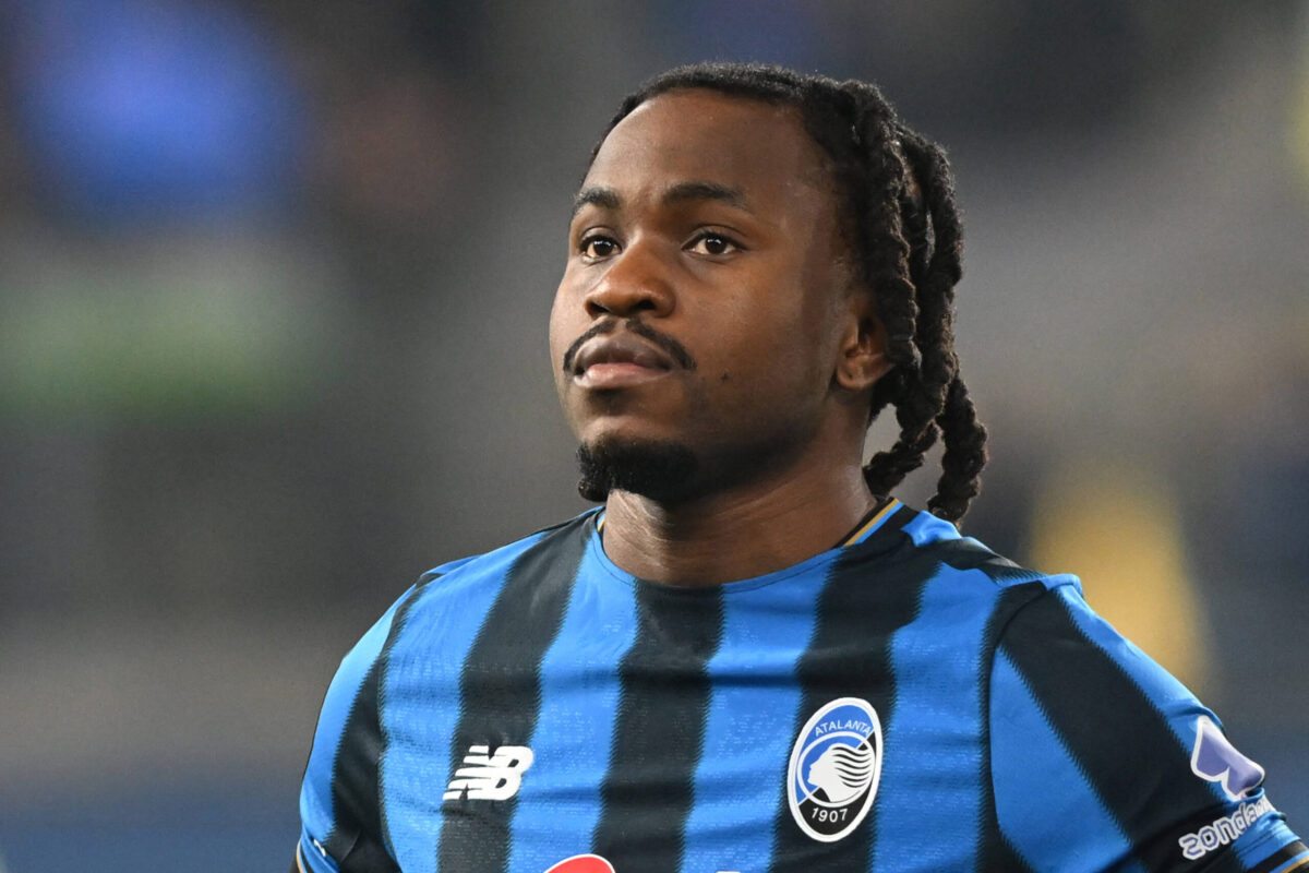 Ademola Lookman in campo con l'Atalanta