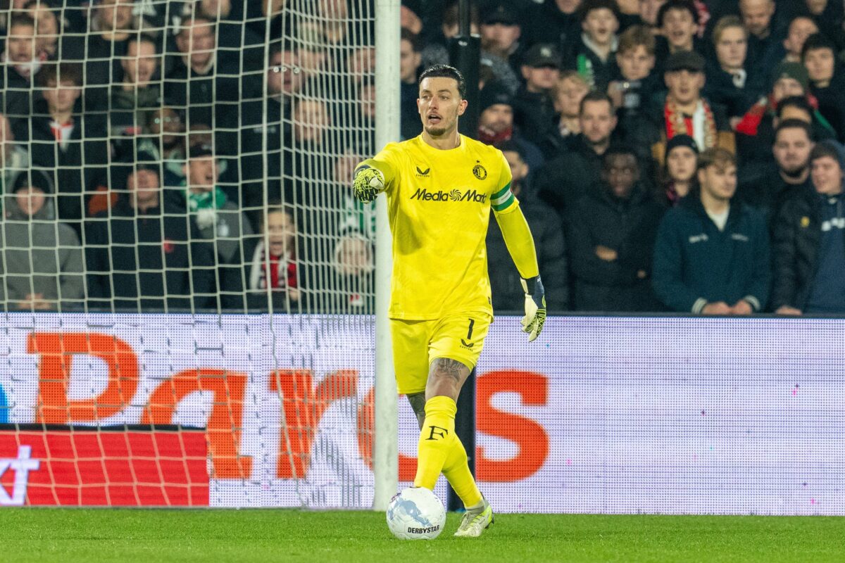Bijlow con la fascia di capitano al Feyenoord