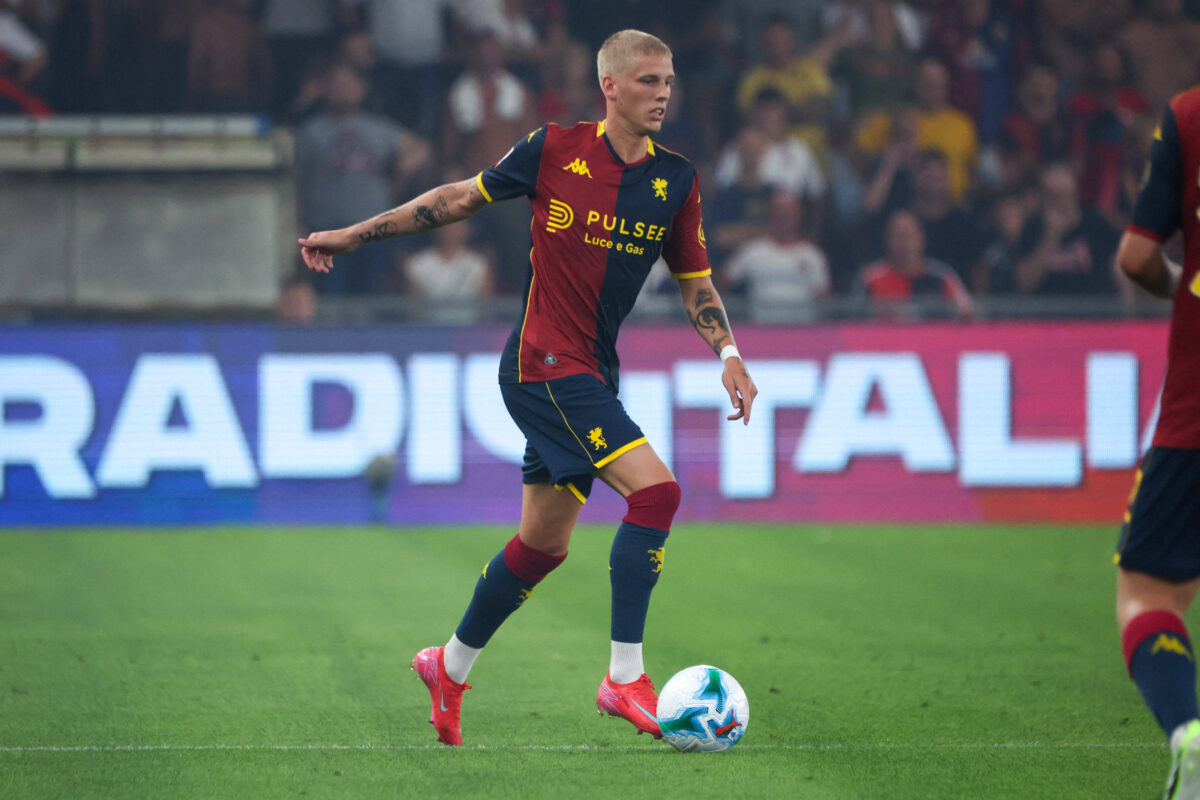 Albert Gronbaek, 6 presenze in stagione con la maglia del Genoa