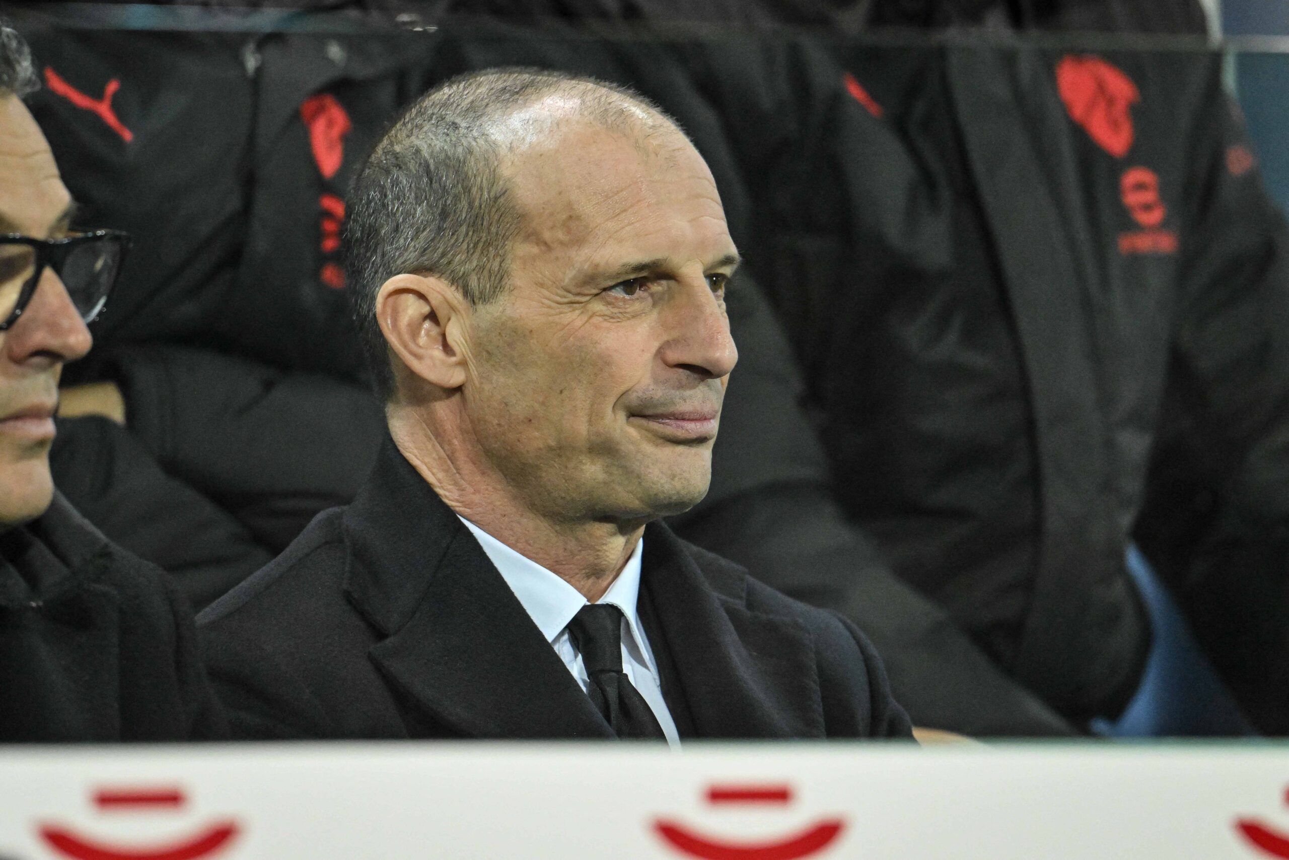 Allegri in panchina contro il Cagliari