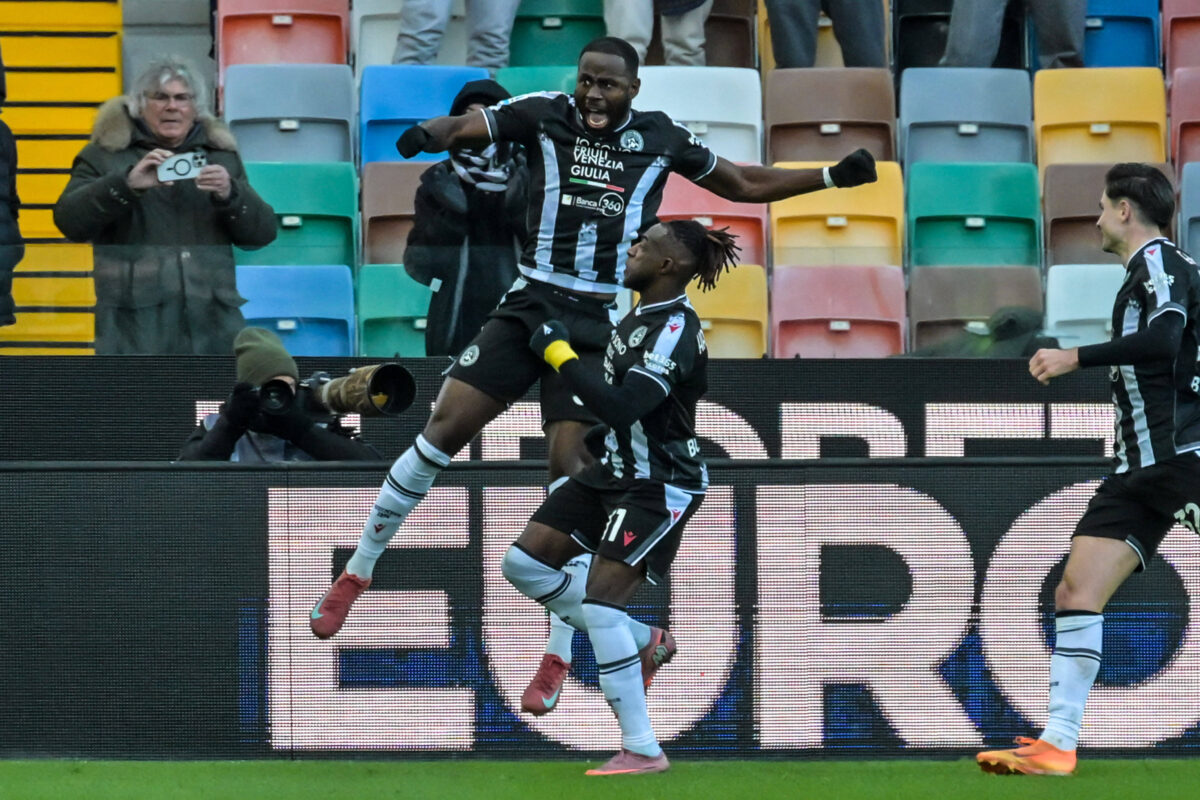 Davis esulta per il gol al Pisa