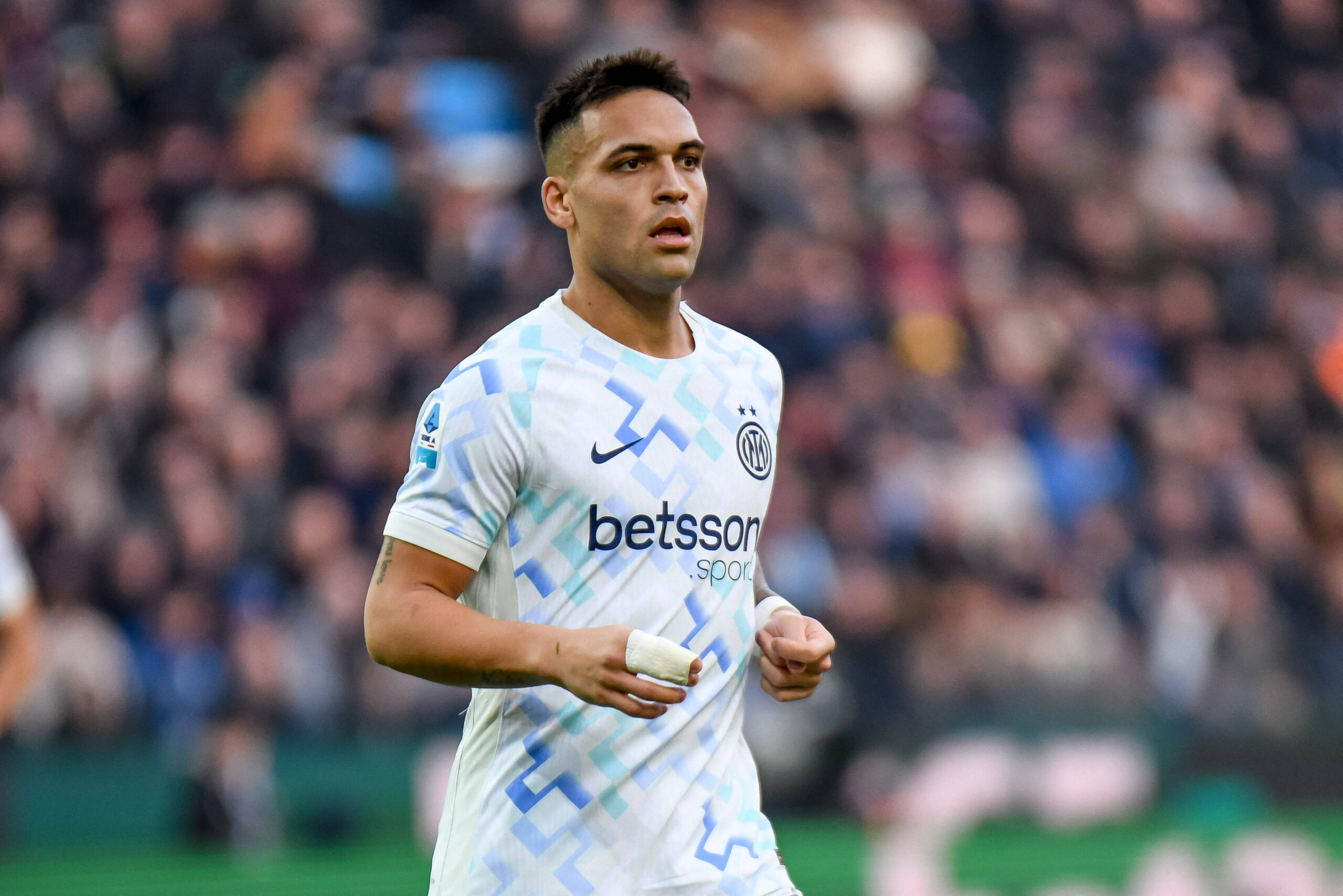 Lautaro Martinez in gol contro l'Udinese