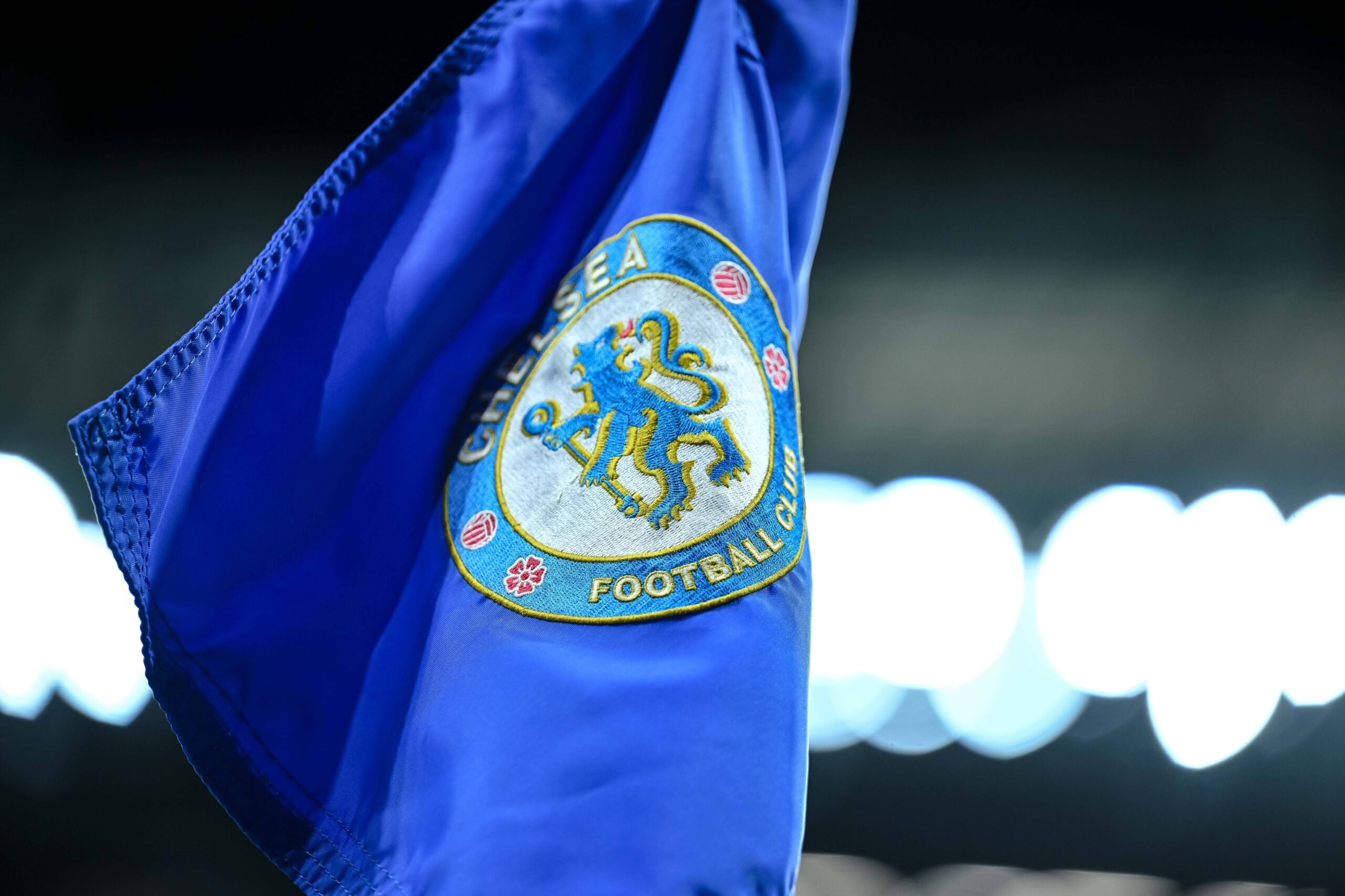 La bandierina con il logo del Chelsea