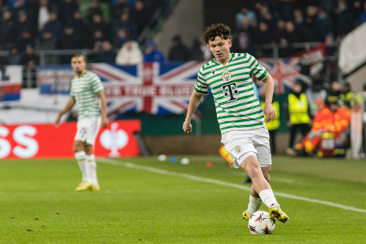 Alex Toth in campo con il Ferencvaros