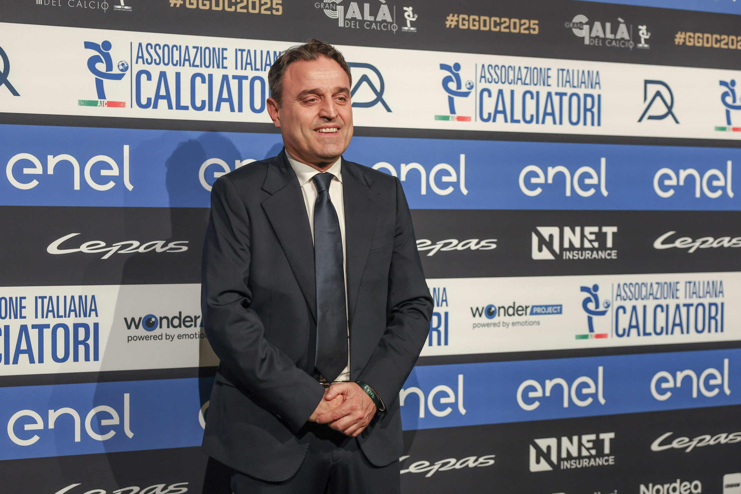 Squalificato il presidente dell'AIA, Zappi