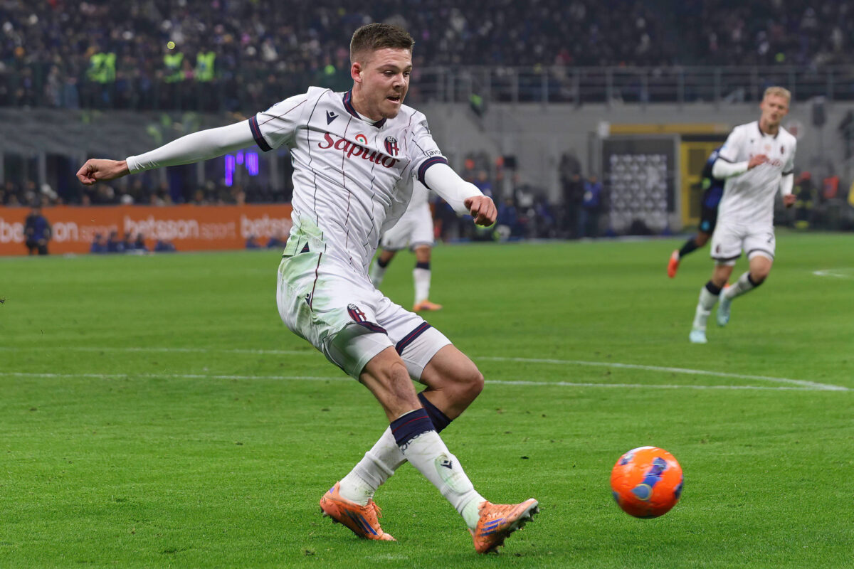 L'esterno del Bologna Emil Holm