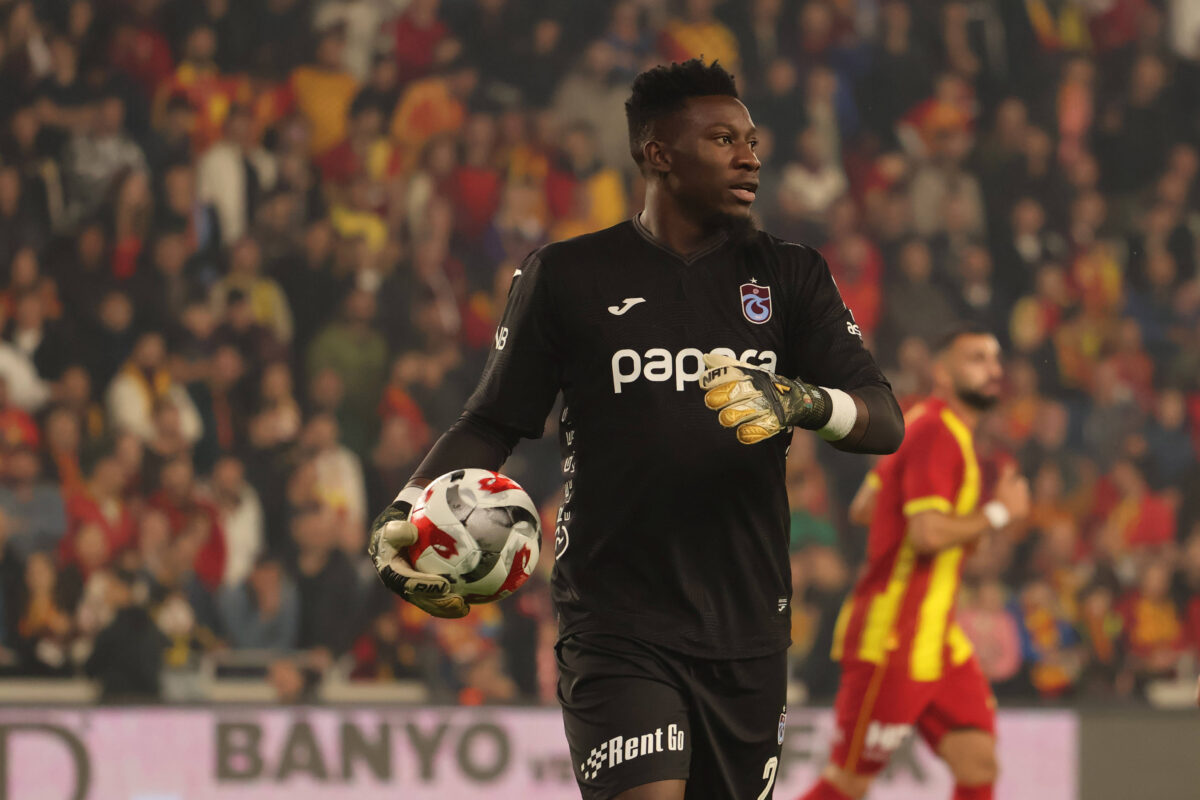 André Onana, portiere del Manchester United in prestito al Trabzonspor