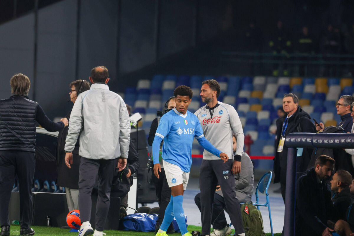 Neres ha sentito dolore alla caviglia già infortunata