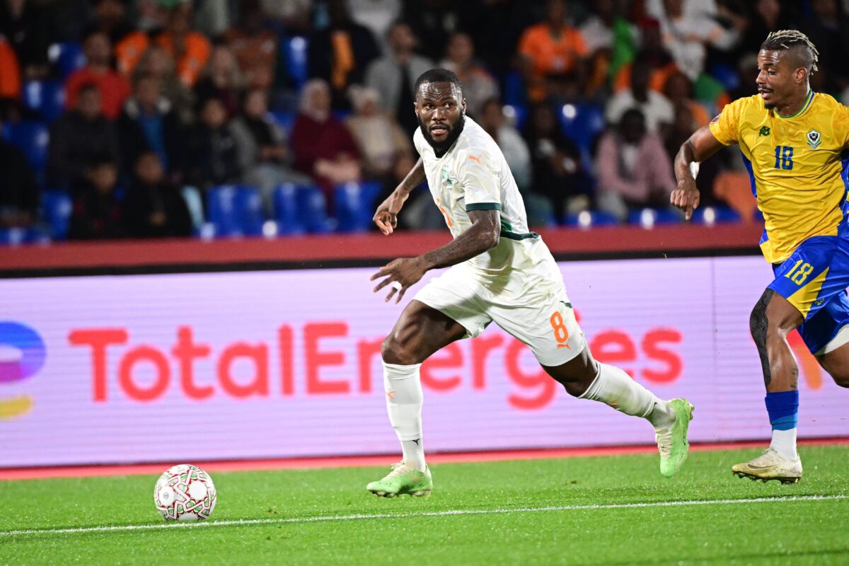 Kessie durante una partita di Coppa d'Africa. Lo vuole la Juventus