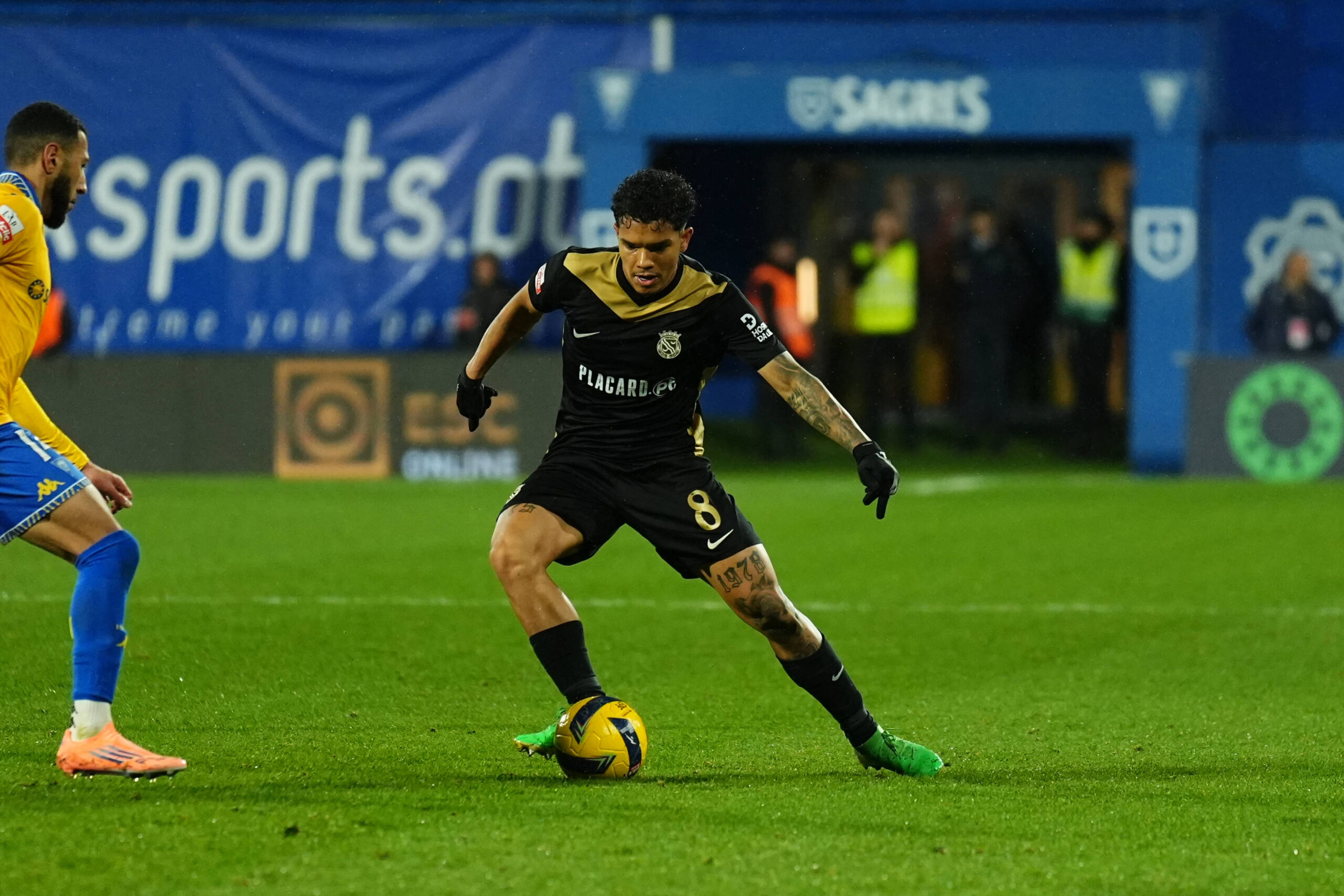 Alex Amorim, nuovo centrocampista del Genoa