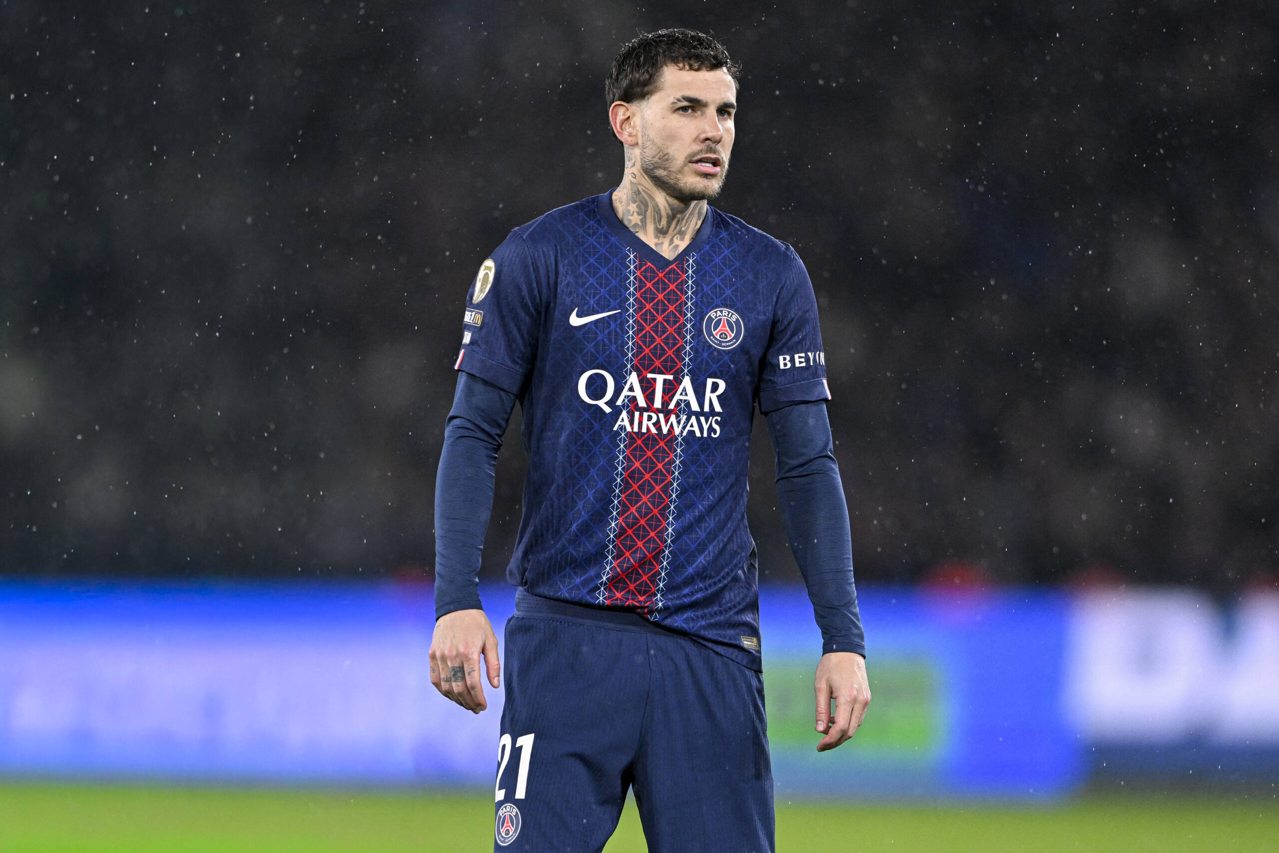 Lucas Hernandez con la maglia del PSG
