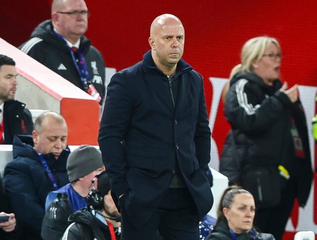 Arne Slot vuole Dumfries al Liverpool