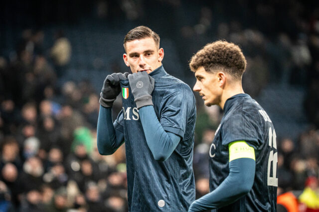 Lorenzo Lucca rimane in uscita dal Napoli