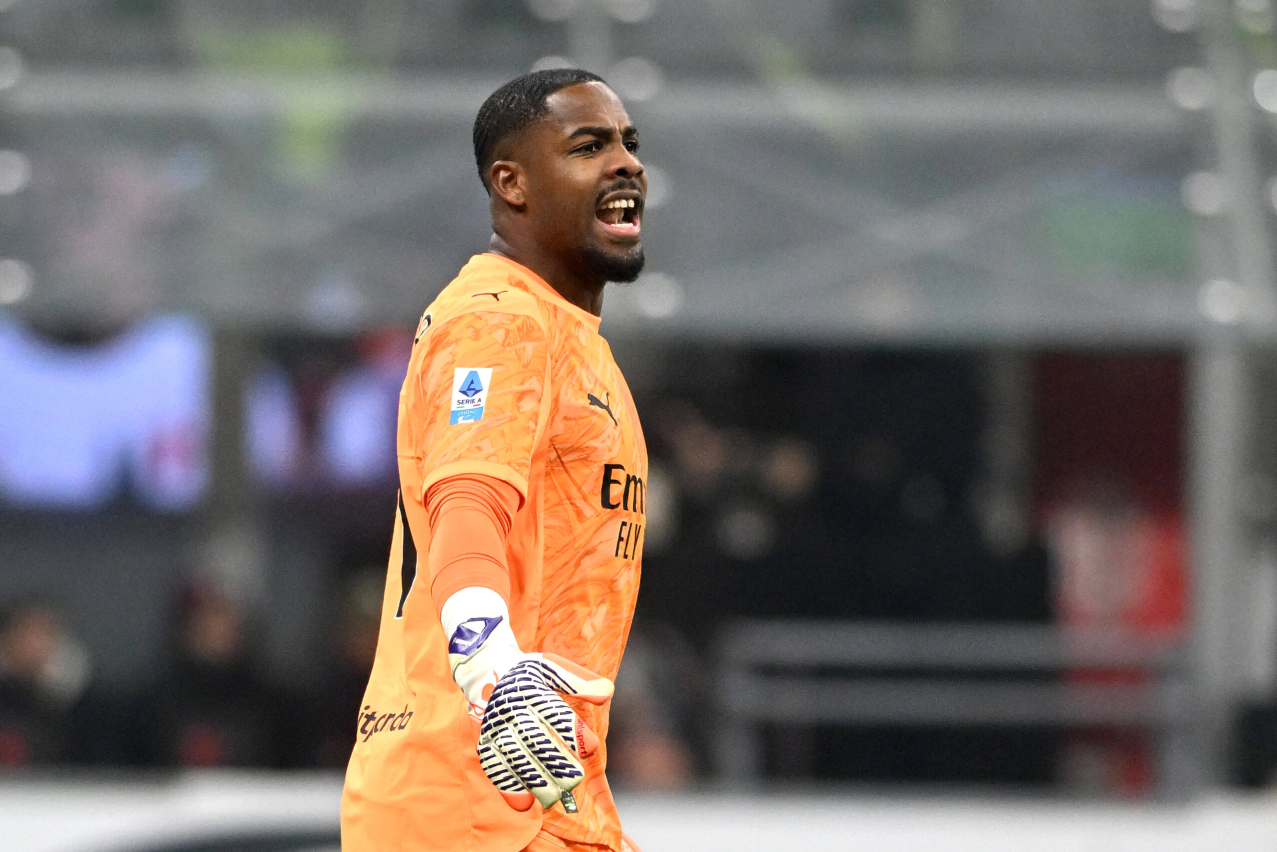 Maignan durante Milan-Genoa