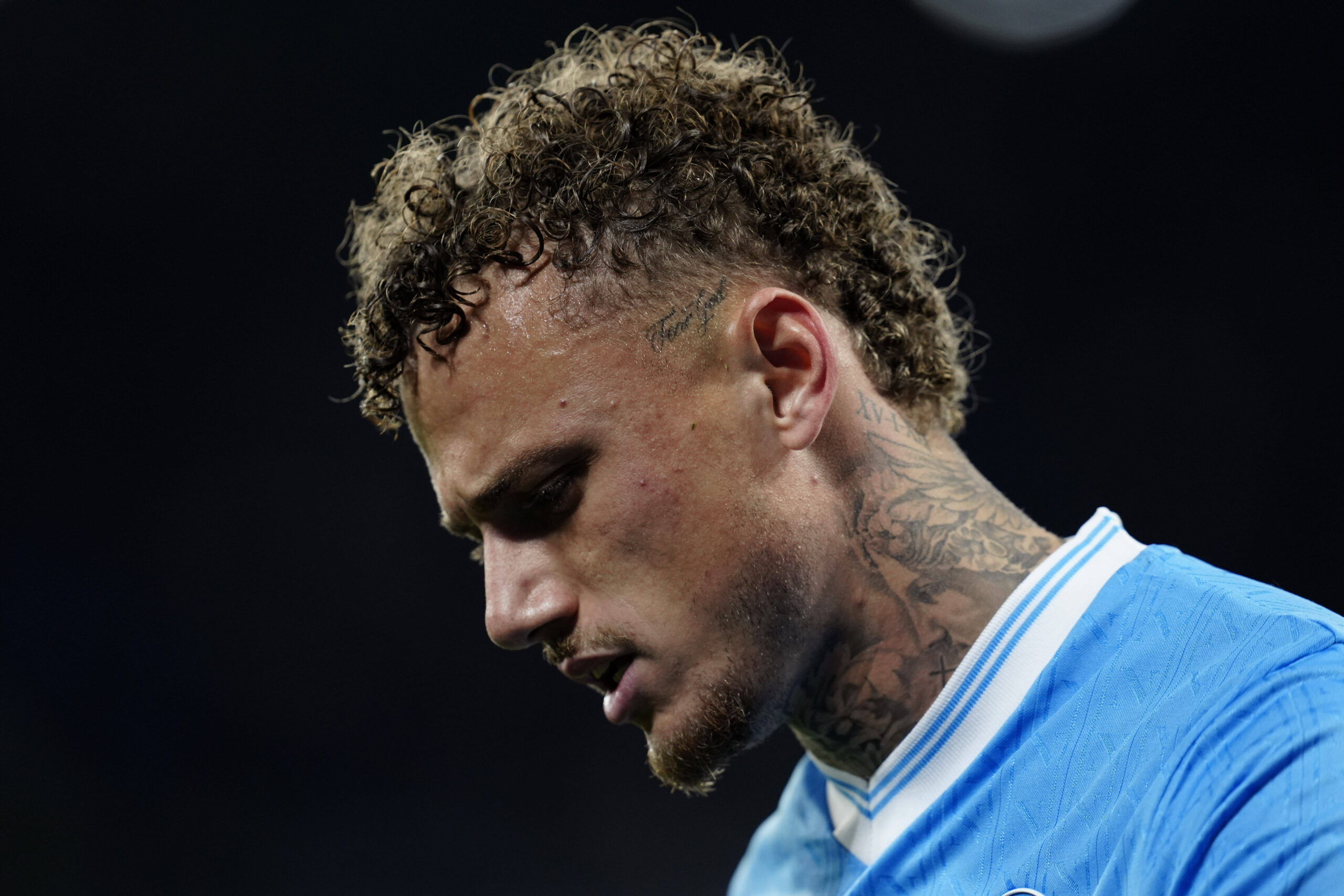 Noa Lang durante la sfida tra Napoli e Verona