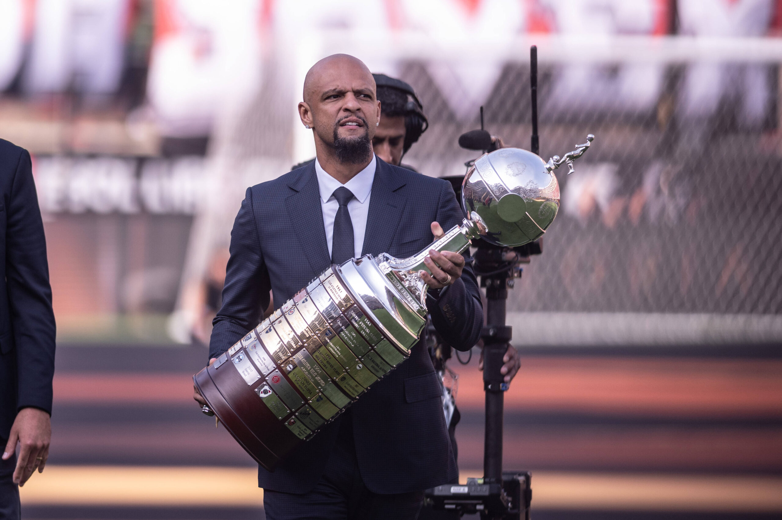 Felipe Melo con la Coppa Libertadores