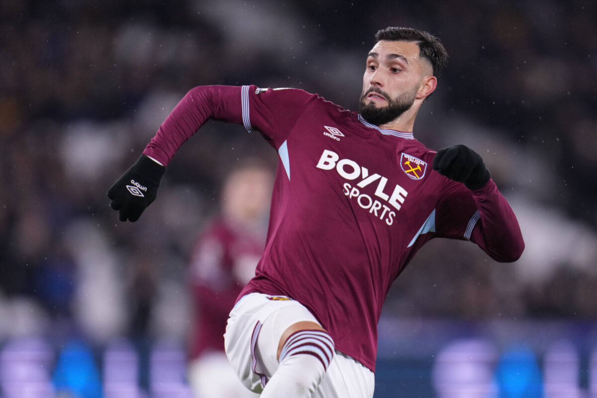 Castellanos con la maglia del West Ham