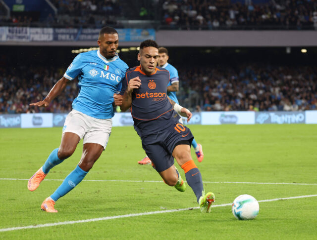 Juan Jesus contro Lautaro Martinez