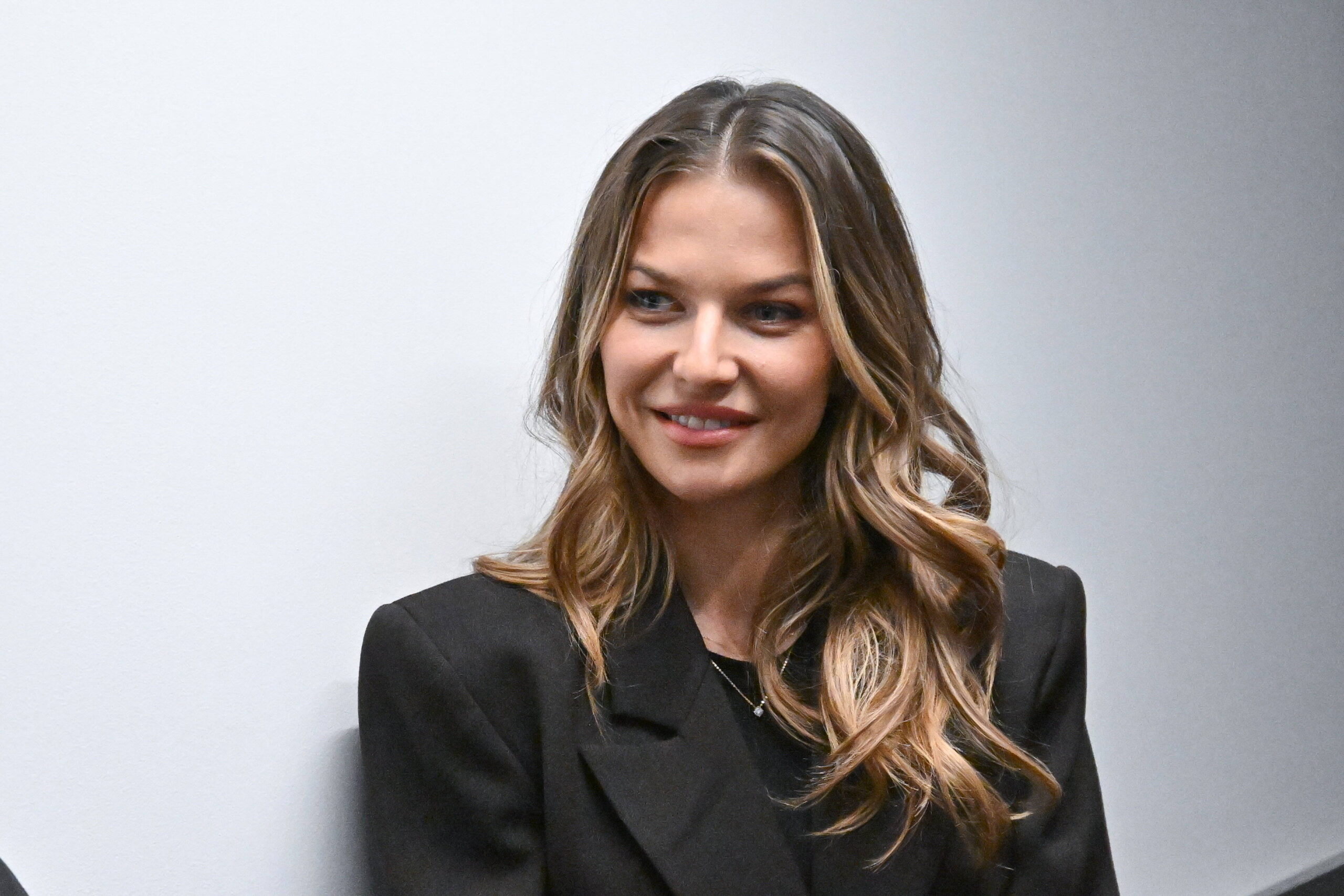 Anna Lewandowski vuole che il bomber giochi in America