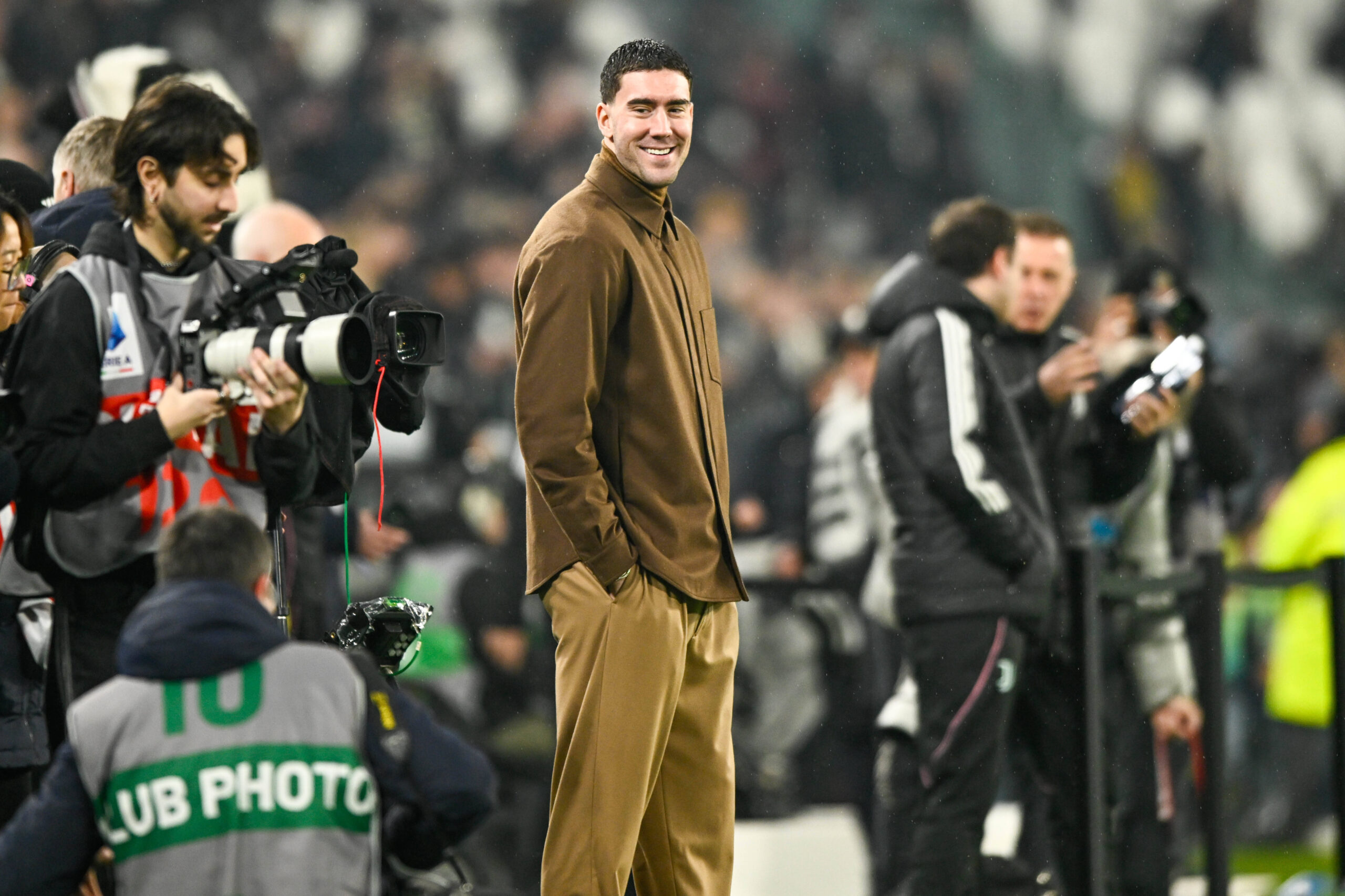 Dusan Vlahovic a bordo campo per Juventus-Lazio