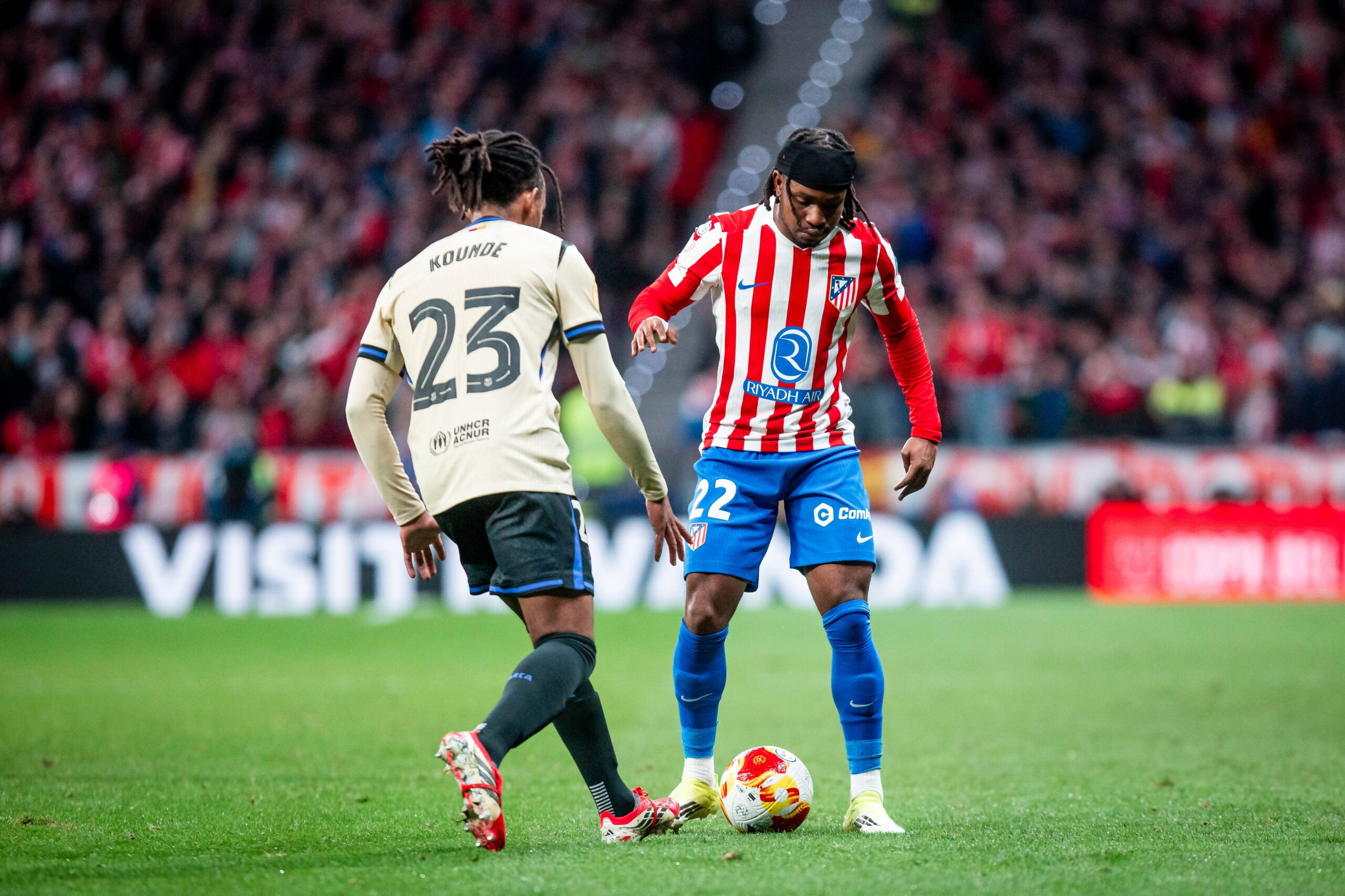 Lookman durante Atletico madrid-Barcellona