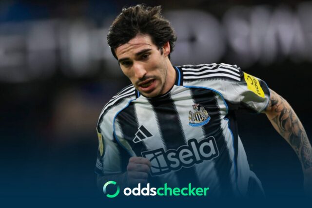 Tonali durante la sfida contro il Manchester City