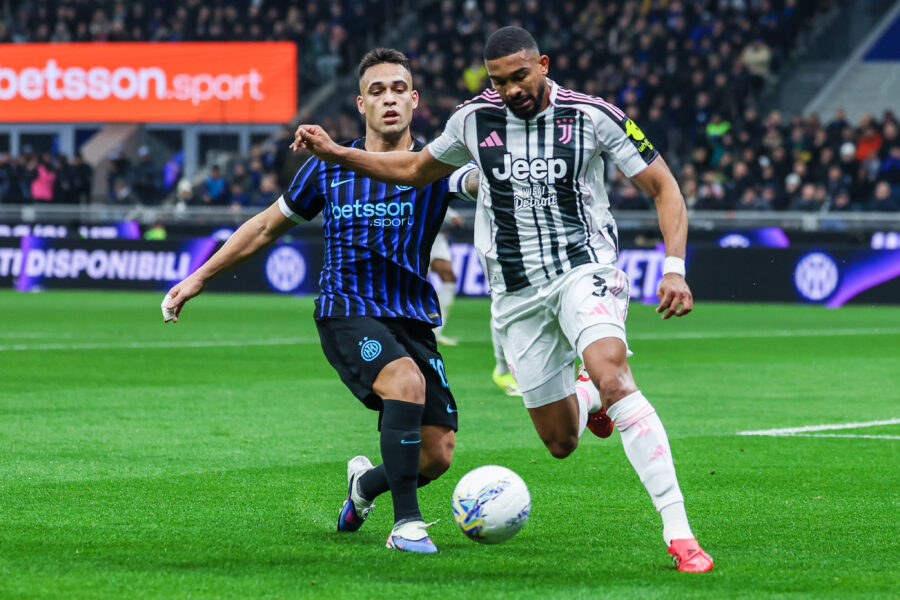 Lautaro e Bremer in azione