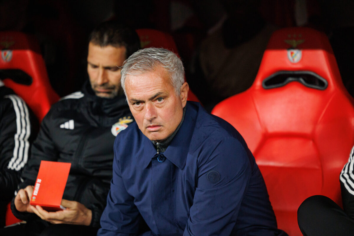 Mourinho Juve difensore