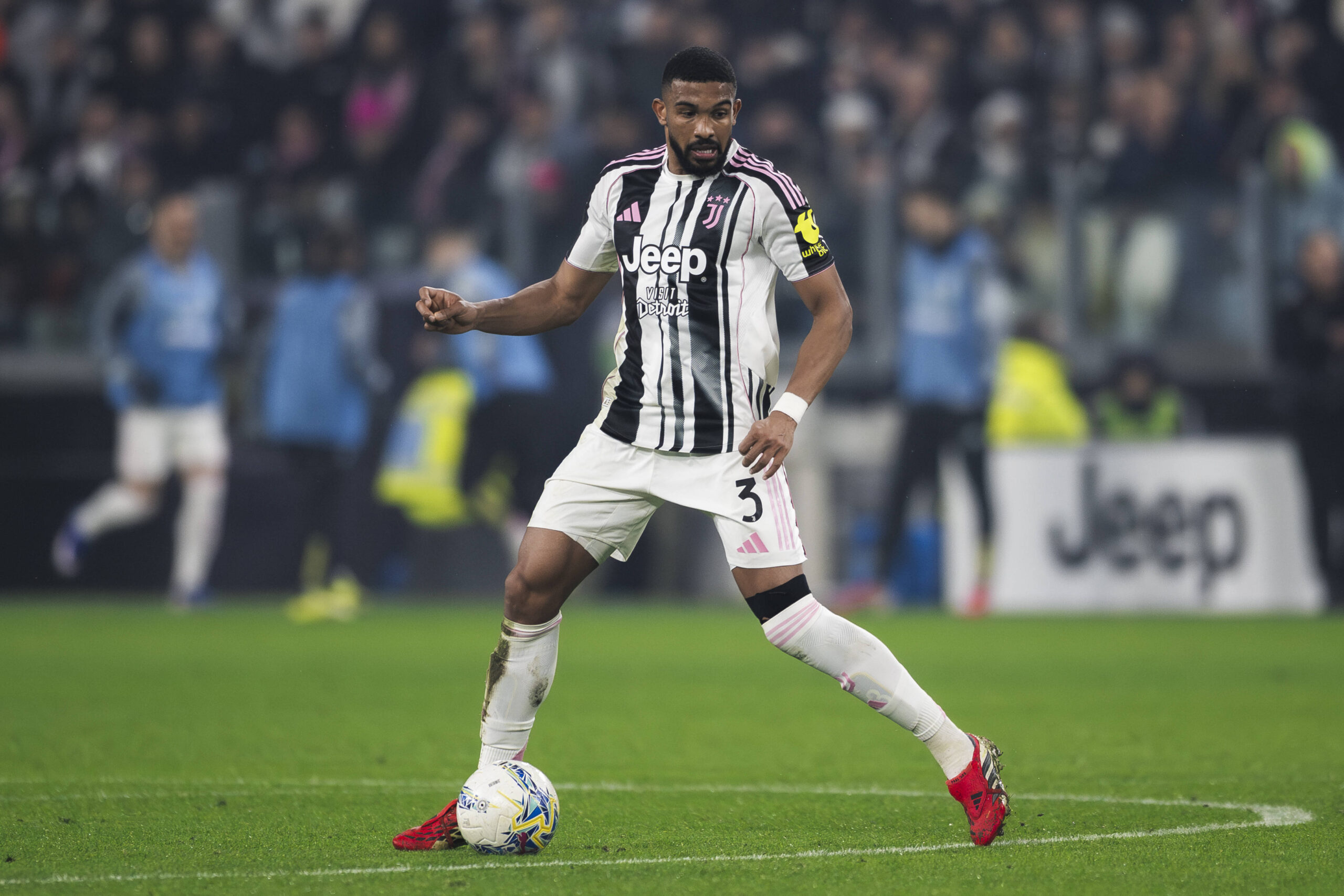 Bremer durante Juventus-Lazio