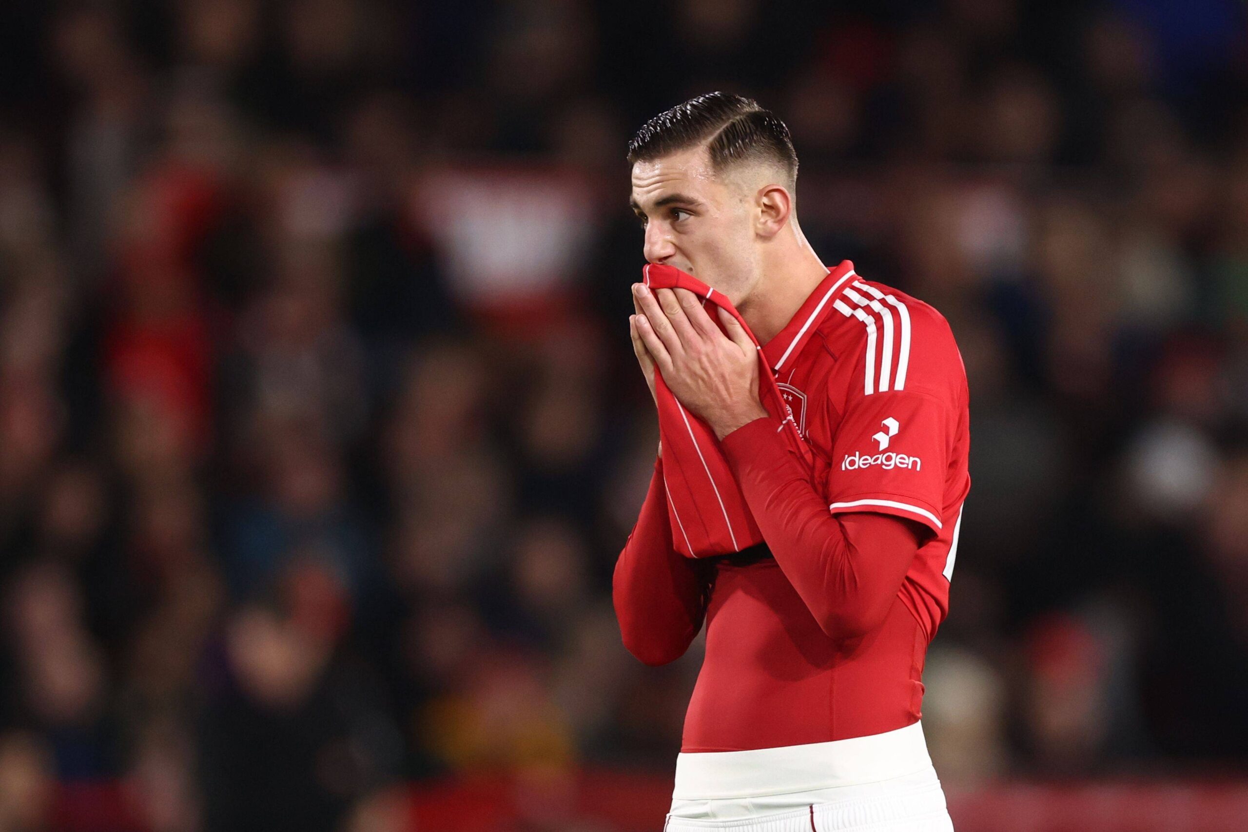 Prima da titolare con il Nottingham Forest per Lucca