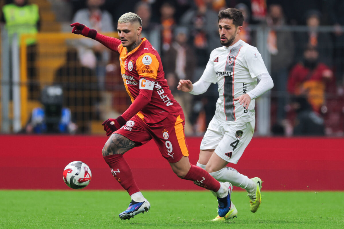 Mauro Icardi in azione con la maglia del Galatasaray